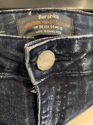 Pantalón vaquero pitillo azul