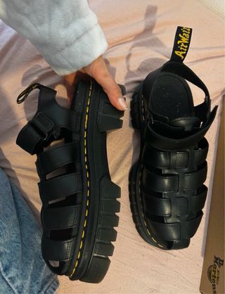 Sandalias Dr. Martens Ricki Fisherman 40 nuevas