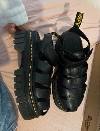 Sandalias Dr. Martens Ricki Fisherman 40 nuevas