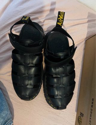 Sandalias Dr. Martens Ricki Fisherman 40 nuevas