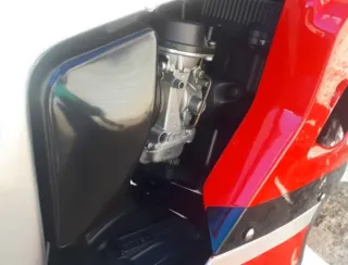 Suzuki GSXR 1100 89"