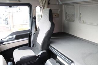 MAN TGX 26.500 XXL- - CAMIONES LONAS TAUTLINER