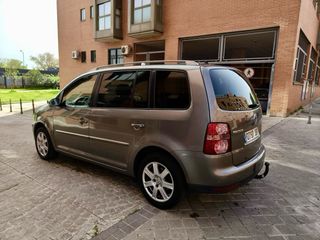 Volkswagen Touran 2.0tdi DSG 7 plazas