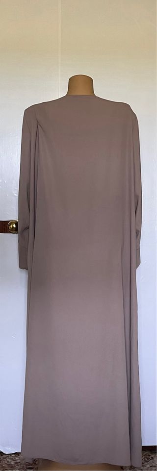 Abaya Beige Bordada