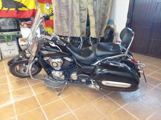 Kawasaki VN 1700 classic Tourer Negra
