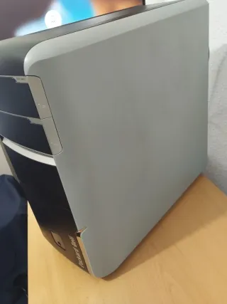 PC Packard Bell GT 1030 SSD Core 2 Quad 8GB