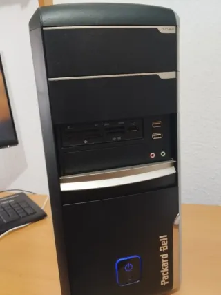 PC Packard Bell GT 1030 SSD Core 2 Quad 8GB