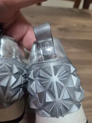 Sneakers Cult argento e bianco taglia 37