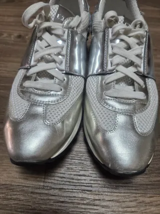 Sneakers Cult argento e bianco taglia 37