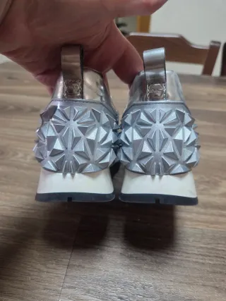 Sneakers Cult argento e bianco taglia 37