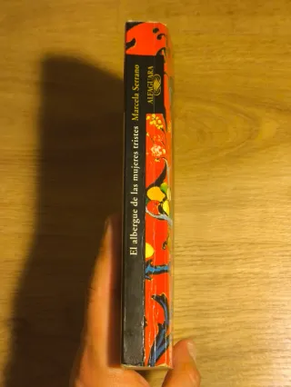 Libro "El albergue de las mujeres tristes"