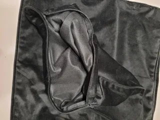 Fundas de cojin negras y grises