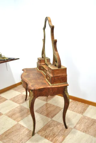Antiguo tocador Luis XV con bronces