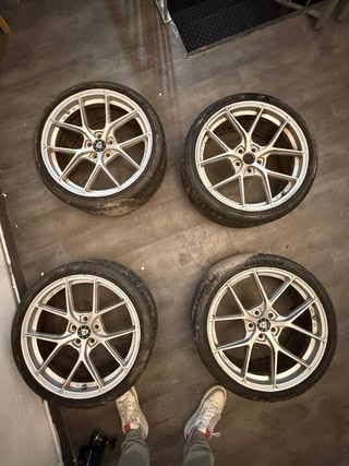 Llantas japan racing