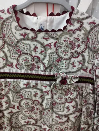 Conjunto vestido niña y rebeca burdeos talla 10