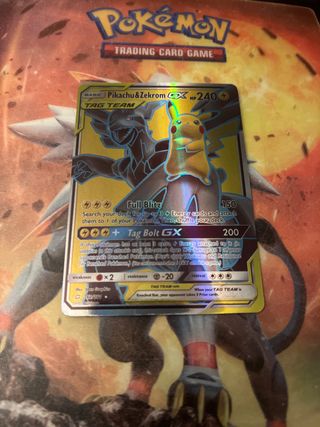 Pikachu & Zekrom GX Carta Pokémon