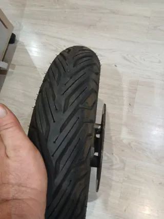 Rueda Delantera Suzuki Burgman 125/200