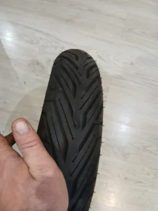 Rueda Delantera Suzuki Burgman 125/200