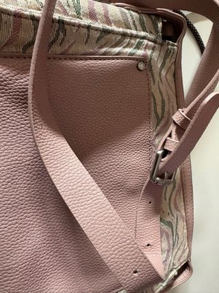 Bolso Parfois estampado cebra rosa y beige