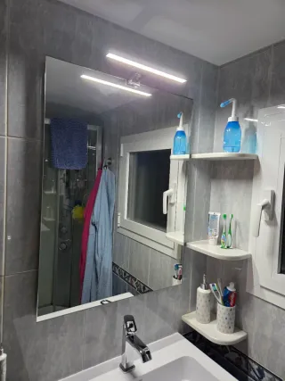 Mueble de baño + Espejo