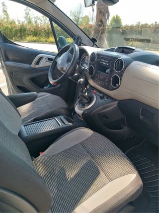 Peugeot e-Partner teppe 2014 1,6Hdi