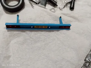 Camión Volvo ganadero paragolpes