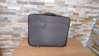 Maleta portátil Samsonite gris