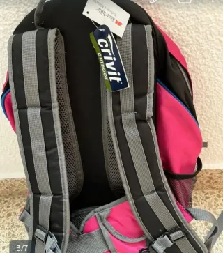 Mochila Crivit. SIN ESTRENAR CON ETIQUETA.