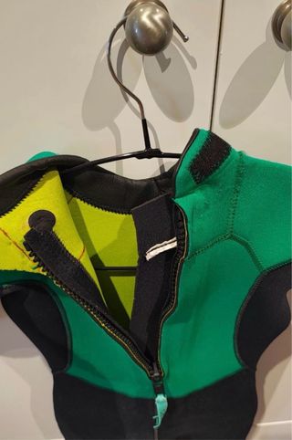 Traje neopreno para niño de la marca Tribord