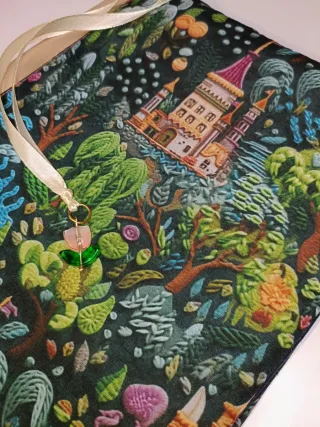 Funda Literaria Ajustable- Bosque Encantado