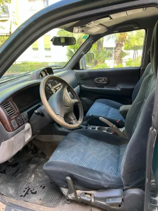Mitsubishi Montero 2003