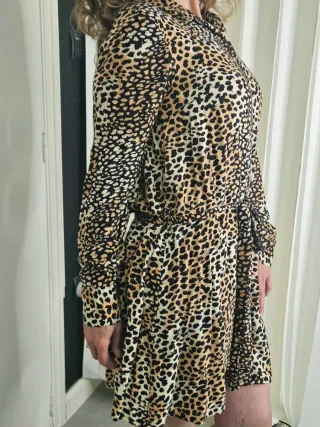 Vestido camisero estampado animal print Talla S