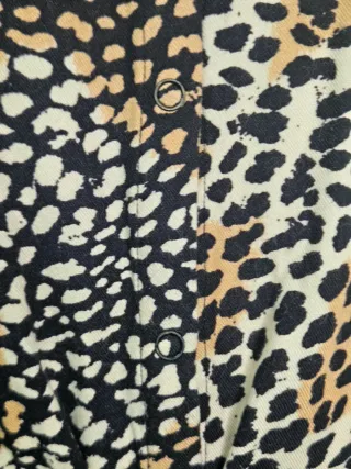 Vestido camisero estampado animal print Talla S