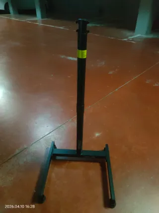 TV Philips 32 Negra con base