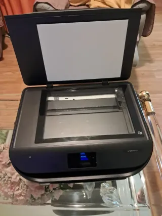 Stampante multifunzione HP Envy 5010 con scanner