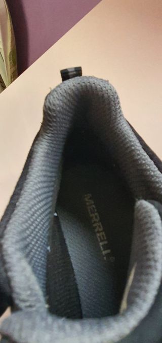 Botas de montaña Merrell negras y grises