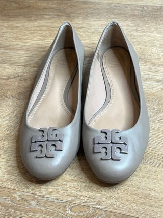Bailarinas Piel Beige Tory Burch Logo