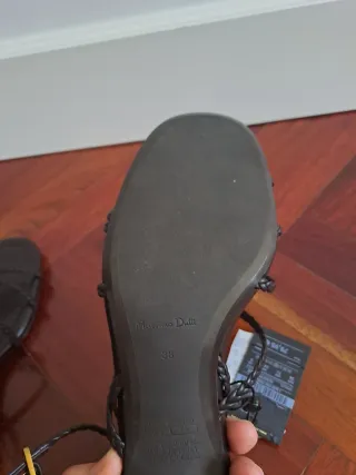 Sandalias piel Massimo Dutti T.38