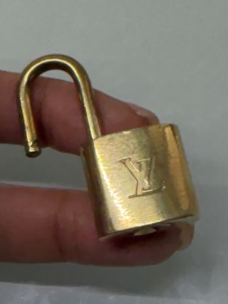 Lucchetto Louis Vuitton con chiave 313