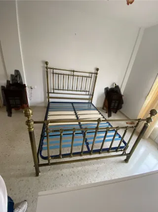 Cama Peña Vargas latón estilo antiguo