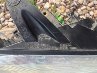 Faro Derecho Ford Focus Mk2