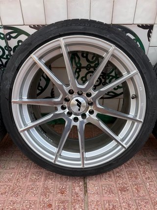 Llantas Japan Racing JR21