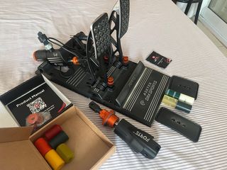 Pedales Asetek Invicta Sim Sports + extras
