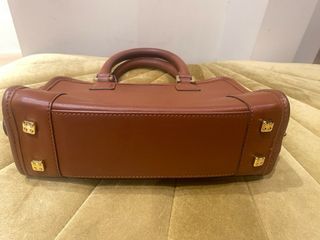 Bolso Loewe Amazona Camel Mediano