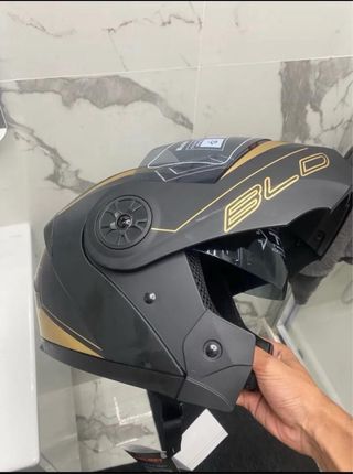 Casco Moto Scooter BLD Negro y Dorado