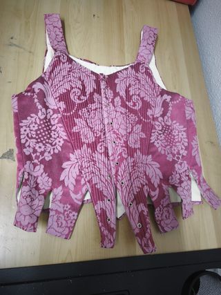 Traje Regional Huertana Morado y Blanco