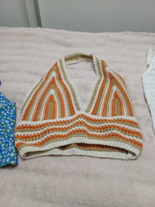 4 Tops Verdes y Multicolor Talla Única