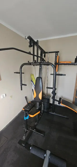 Equipo de gimnasio completo