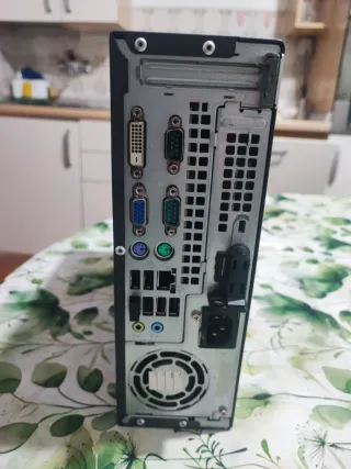 PC Desktop Fujitsu Siemens Nero