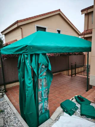 Cenador hecho a medida verde